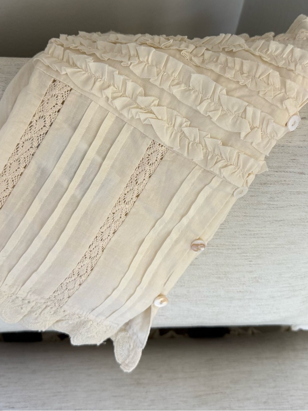 Edikted Cream Ruffle Lace-Trim Tank - Picture 7 of 9